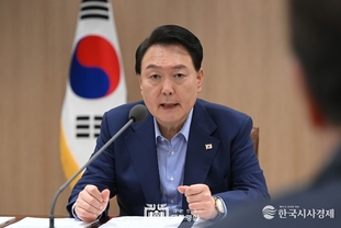 尹 大統領, 추석 연휴 첫날 항공화물 수출 역군 격려