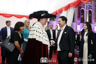 尹 大統領 夫婦, "국제사회 직면한 도전, 극복하고 보다 자유롭고 번영할 수 있도록 한국과 영국이 긴밀히 협력해야"