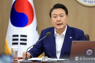 尹 大統領, 제주 감귤창고 화재진압 故 임성철 소방교에게 훈장 추서..."고인의 헌신 절대 잊지 않을 것"