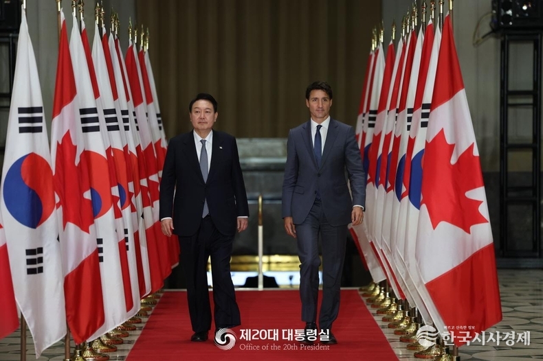 윤 대통령, 트뤼도 캐나다 총리 정상회담.