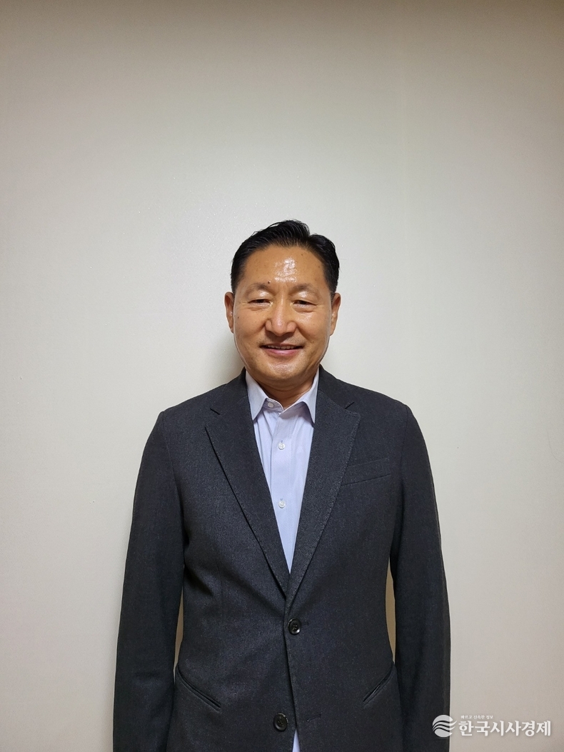 농업회사법인 사랑농장 고덕상 회장.