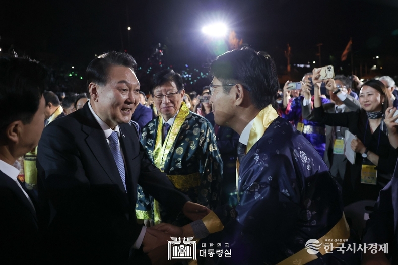 9월 23일 윤석열 대통령은 2023 대백제전 개막식에 참석했다.