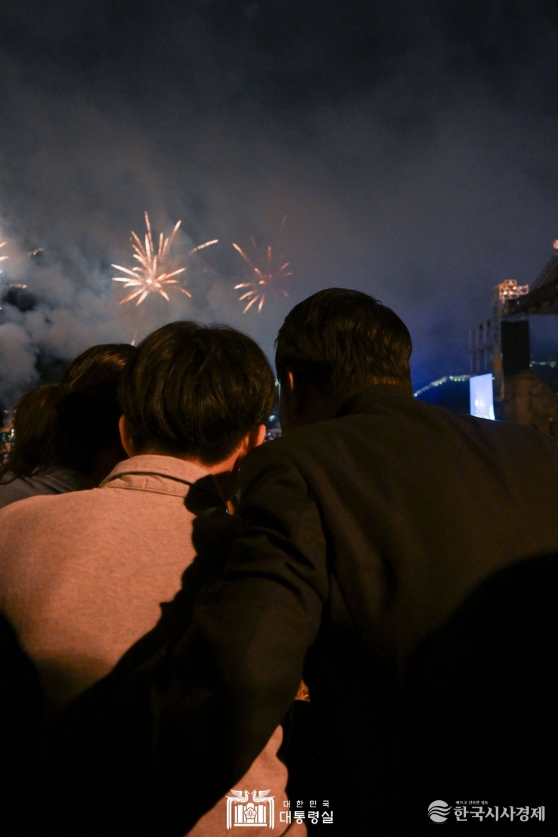 9월 23일 윤석열 대통령은 2023 대백제전 개막식에 참석했다. 