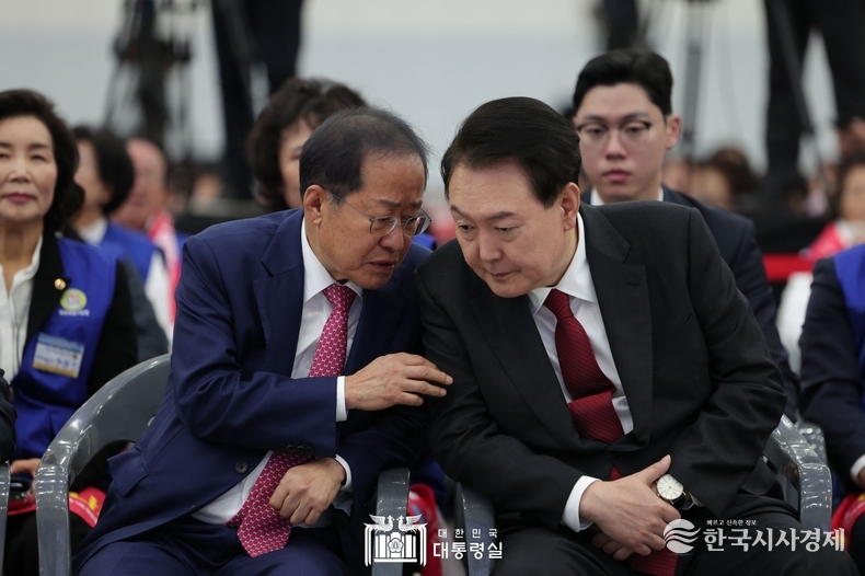 11월 7일 윤석열 대통령은 대구 북구 엑스코에서 열린 2023년 바르게살기운동 전국회원대회에 참석하였다.