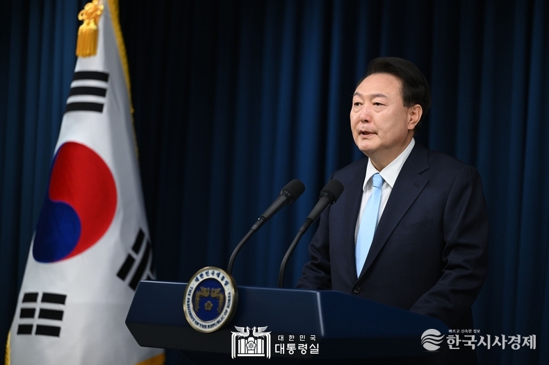 4월 1일 윤석열 대통령은 용산 대통령실에서 의대증원·의료개혁 관련 '국민께 드리는 말씀'을 발표했다.