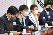 野, "헌법정신 파괴 민주당 ‘검수완박’ 입법독재, 文 대통령 결단 촉구한다"