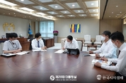 尹 大統領, 금융위원회 업무보고 받아