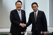 尹 大統領 한일 정상 약식회담 결과