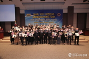제8회 2022 대한민국 글로벌파워브랜드 대상 및 국회상임위원장 표창 시상식