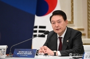 尹 大統領, "경제 뒷받침하는 법무 행정･시장 예측 가능성 높이는 공정거래위원회 되어야"