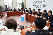 與, 윤관석, 이성만 의원, "복당 염두에 둔 임시탈당 ‘더불어 돈봉투당’ 신뢰 회복 요원하다"