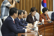 與, "내로남불 민주당, 본인들 ‘시행령 통치’ 흔적 돌아보고 반성하라"