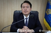 尹 大統領, "부친상 애도해 주신 모든 분들께 감사"