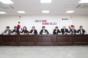 與, 이재명 대푠 "국민 기만 역할극 중단하고, 1,400만 개미투자자 요청을) 수용하시오"