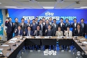 野, "막대한 세수 펑크 민생 예산 삭감하고 대통령 경호 예산 늘리겠다고 한다. 벼룩도 낯짝이 있다"