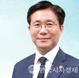 산업통상자원부 성윤모 장관 (사진 산업부) 산업통상자원부 성윤모 장관 (사진 산업부)