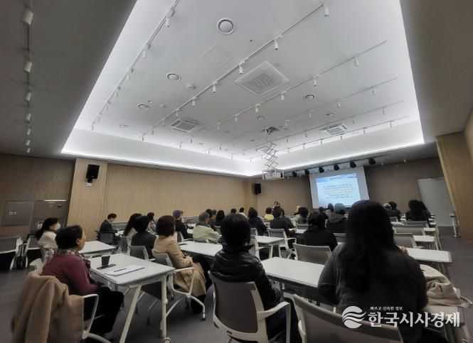 박은미 작가의 인문학 특강 사진