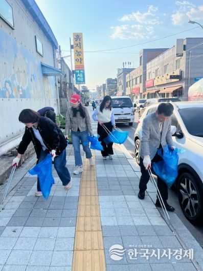 여주시 중앙동, 관광원년의 해 및 도자기축제 대비 환경정화활동 실시