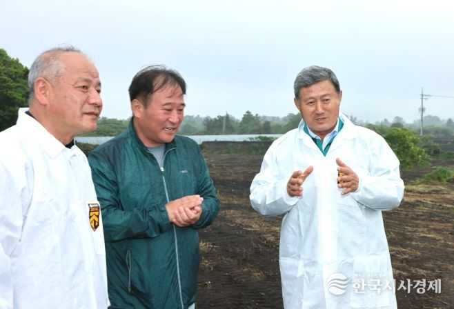 김완근 제주시장, 친환경 양돈 선도 농장 방문