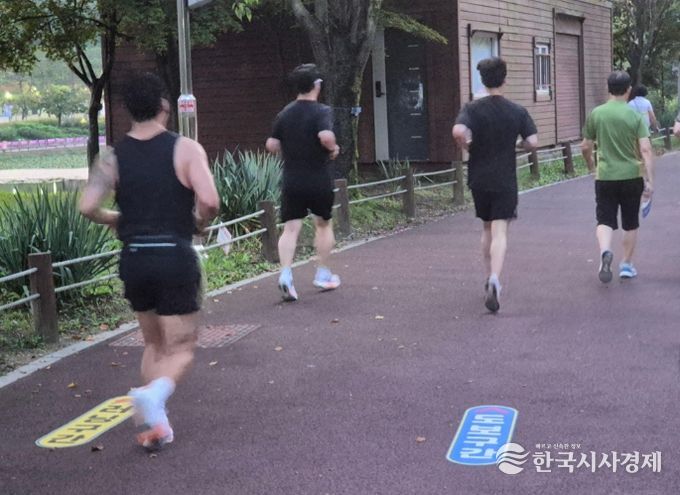 이천시, 설봉공원 내 보행자와 러너 구간 분리 시행