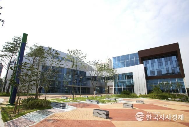 하중동 국민체육센터 전경