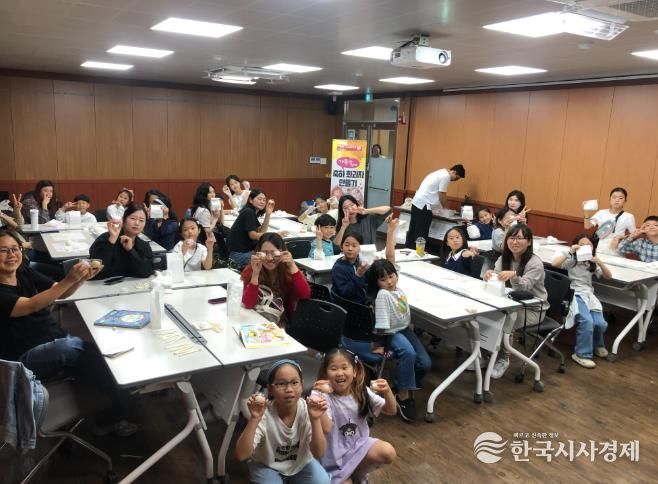 금호도서관, 개관 33주년 맞아 다채로운 독서문화 행사 운영