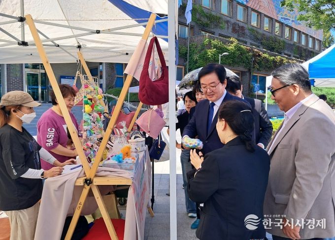 지난 9월 북구청 광장에서 열린 소소마켓 행사사진