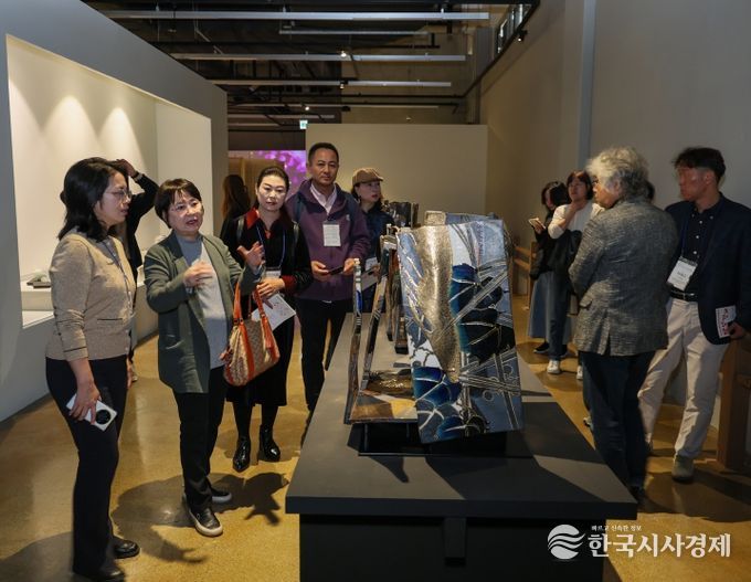 청주공예비엔날레, 25일 ‘미래 짓기’