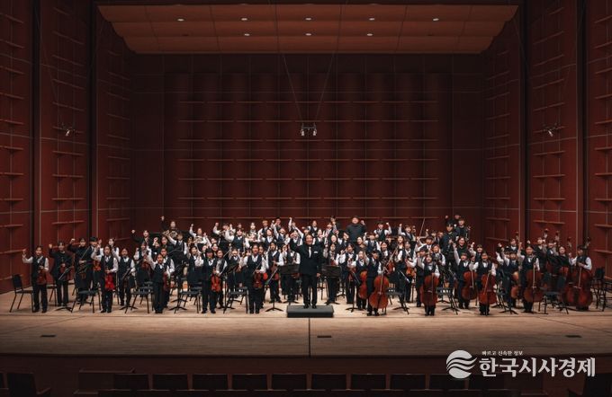 (11월 김해문화의전당에서 펼쳐지는 '꿈의 무용단 정기공연'과 '꿈의 오케스트라 정기연주회')6.꿈오공연