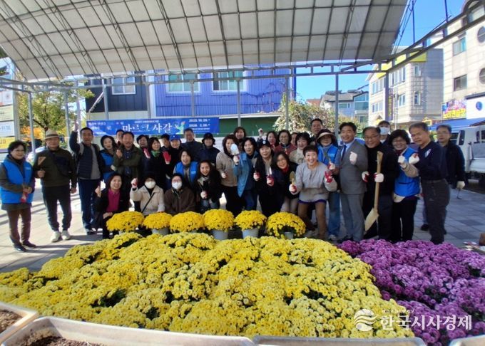 고양시 대화동 통장협의회, 가을맞이 국화 식재