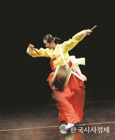 산청군, 기산국악당 ‘예혼지무’ 공연 마련