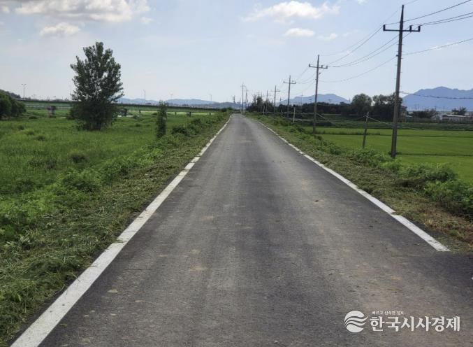 국가하천 제방 예초작업 완료 모습