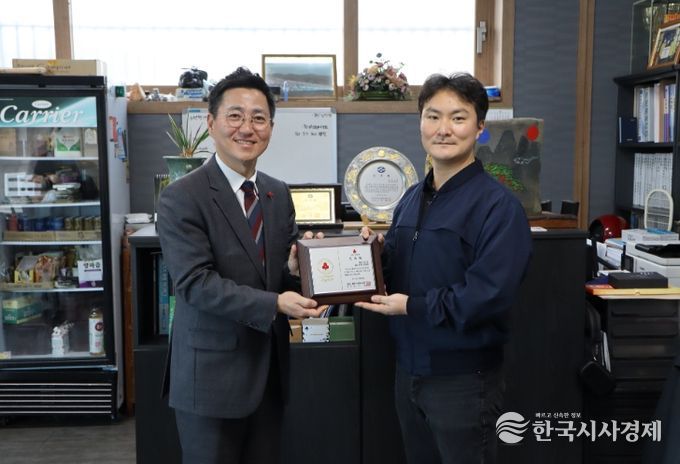 박광호 한유기계 대표, 통영시 3호 나눔리더 가입