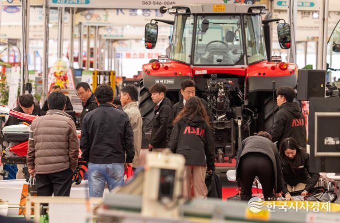 농업의 미래를 보다, '2025 익산 농업기계박람회' 성료