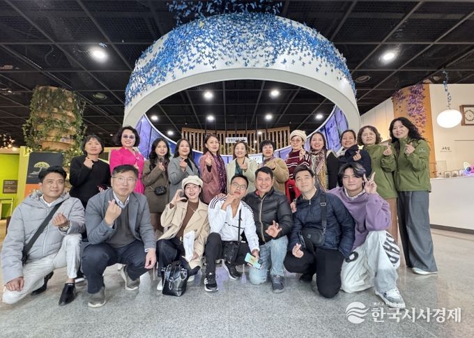 베트남 방문단 단체 기념사진