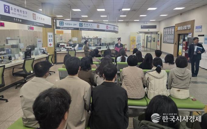 행복한 마음에서 진심 어린 친절이 피어난다