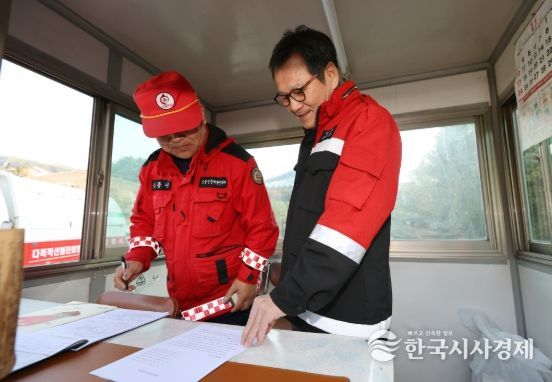 김홍규 강릉시장, ‘산불 없는 강릉’위해 산불 현장 일제 점검