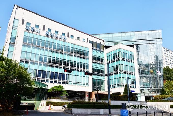 파주시, 독서마라톤 연계 강좌 ‘읽고, 쓰고, 완주하다’ 운영