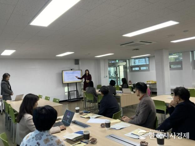 가평교육지원청, '최초' 4개 지구장학 가동 작은 학교 생존 해법 찾는다