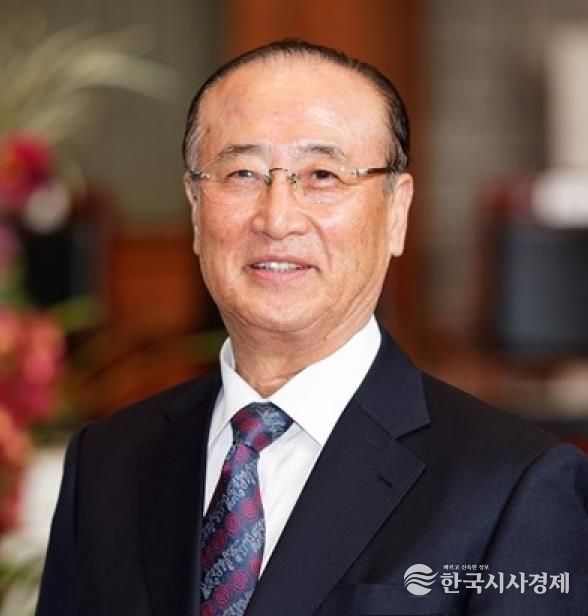 제31회 서산시 시민대상을 받는 이융조 한국선사문화연구원 이사장