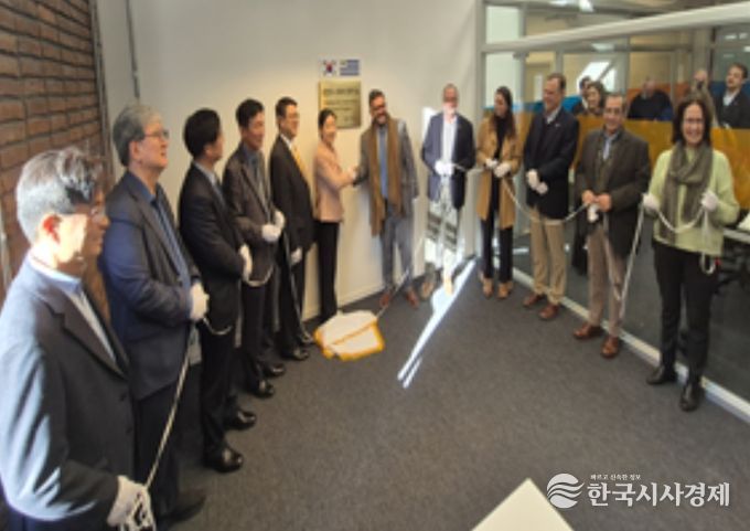 우루과이 현지 해외협력연구실 개소(2024년 5월 Latu, Uruguay)