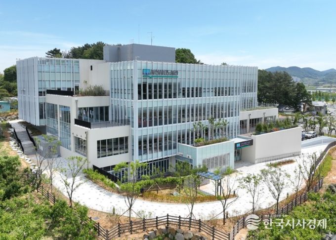 사천시립도서관