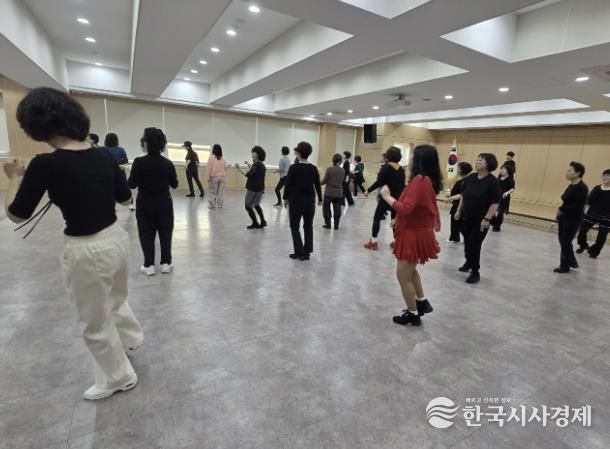 의왕시, 2026년부터 주민자치센터 강좌 운영 주기 '4개월'로 전환