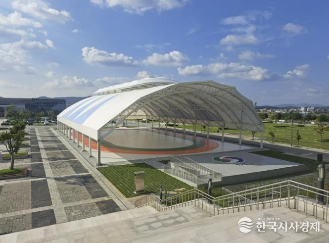 충주종합운동장 야외공연장