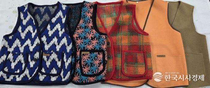 “한땀손맵시”겨울조끼 61벌 기부