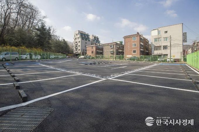 양천구, 신월7동 자투리땅 주차장 조성 후 모습