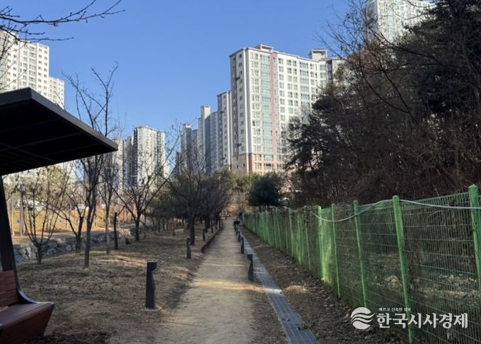 청계동 이음정원 연계 맨발걷기길