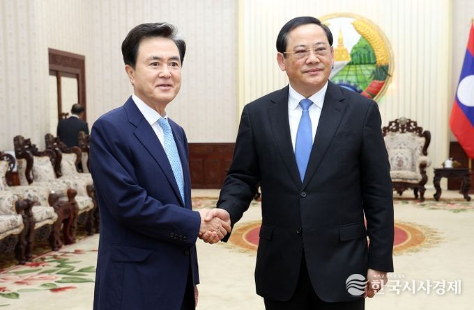 라오스 총리 접견