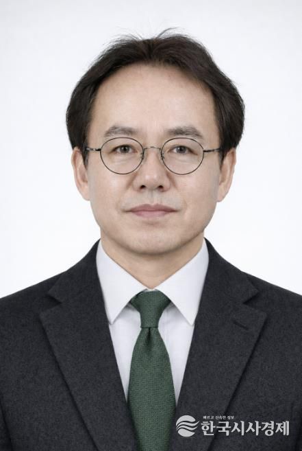 이기석 복지국장