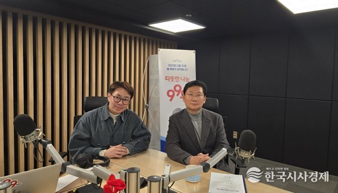 이상일 용인특례시장이 22일 OBS라디오 '굿모닝 OBS'에 출연해 용인에서 진행 중인 반도체 프로젝트 중요성과 정부 역할을 강조했다.